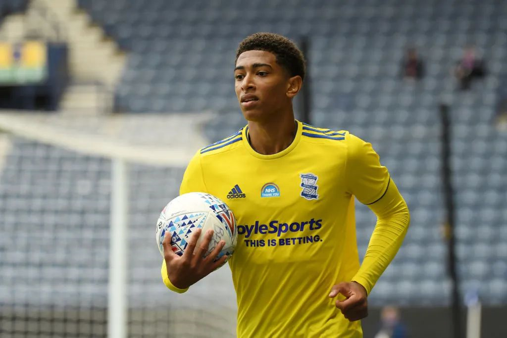 保罗回忆与科比最后谈话，称仍感觉其未离开