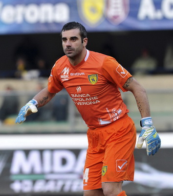 分歧或早已存在 王世龙加入同曦起贝帅的命运就已注定（分歧早已埋下 王世龙加盟同曦时贝帅的结局已注定）